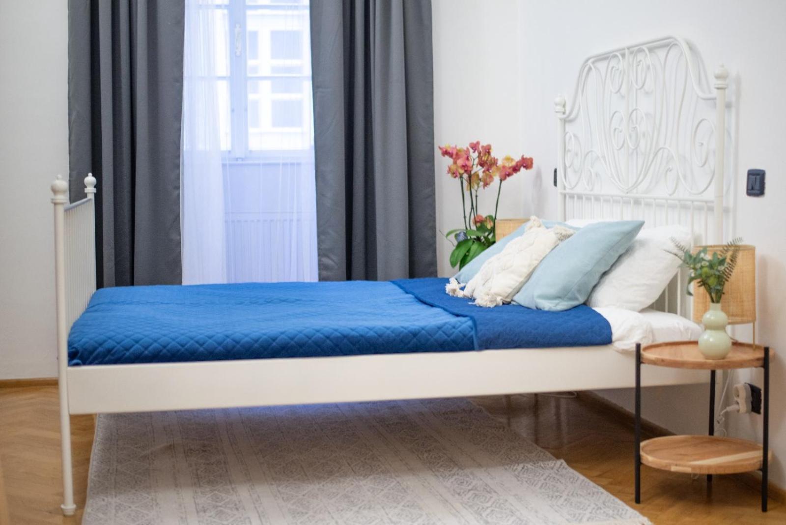 Best Price & Location - Historic Square Residency 프라하 외부 사진