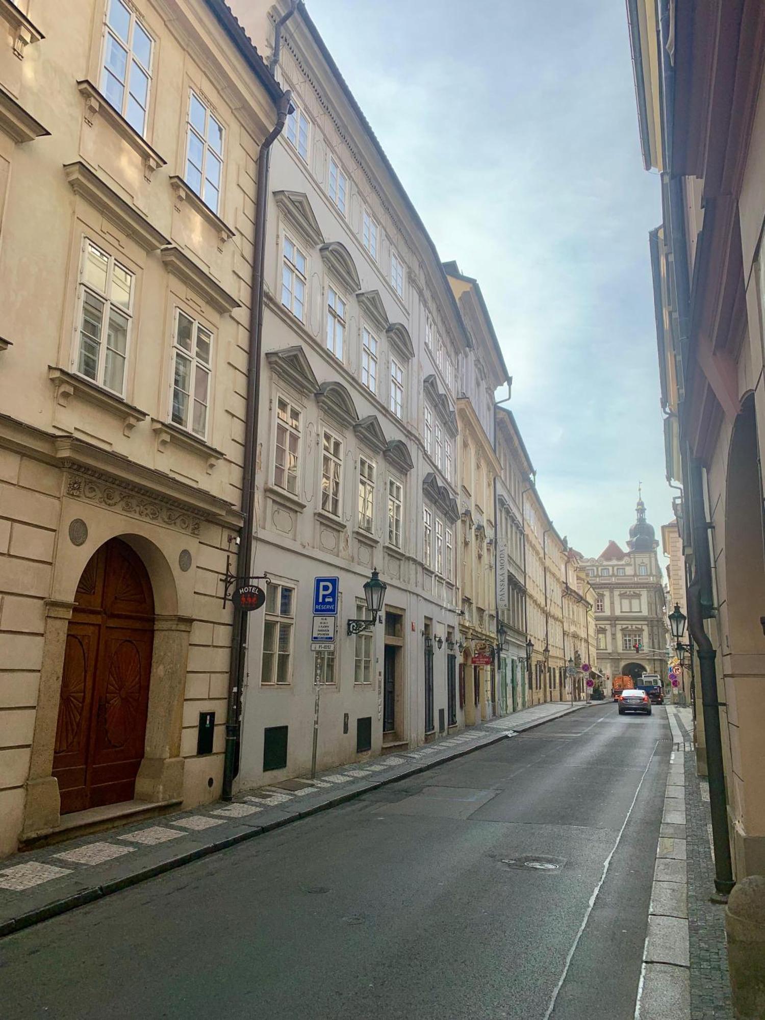 Best Price & Location - Historic Square Residency 프라하 외부 사진